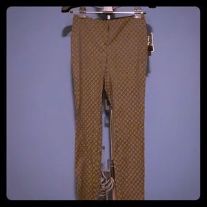 Modern skinny leg dress pant